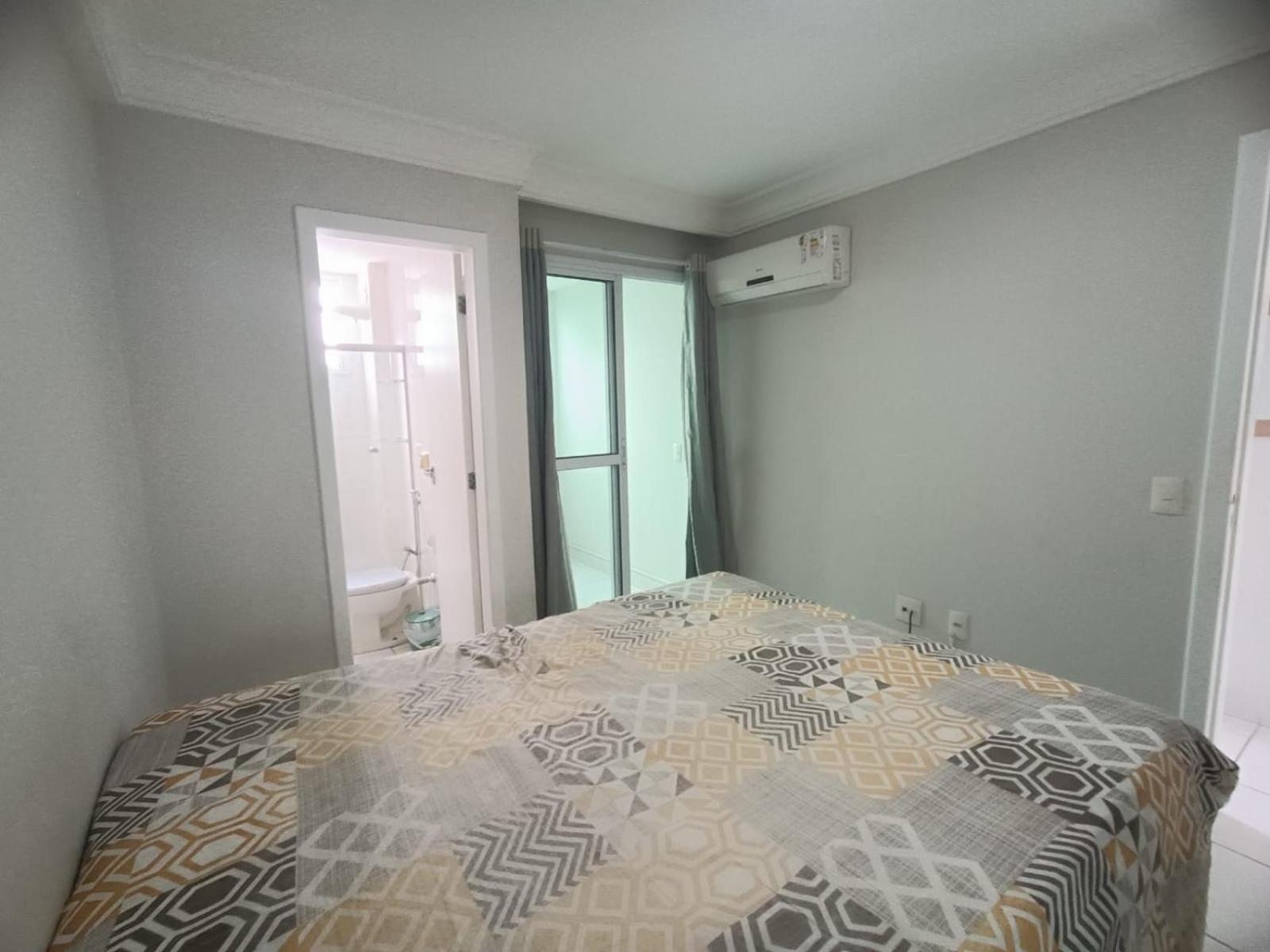 Apartamento Pe Na Areia, Wi-Fi E Garagem Privativa Inicio Da Praia Do Morro グアラパリー エクステリア 写真